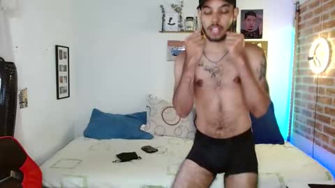 Snapshot of colinlatinbrown chatting on February 2025 05:51:02 PM IG  online show from February 2025 05:51:02 PM