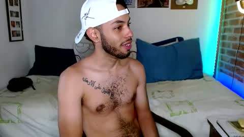 Snapshot of colinlatinbrown chatting on February 2025 05:49:02 PM IG  online show from February 2025 05:49:02 PM