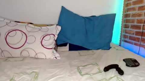 Snapshot of colinlatinbrown chatting on February 2025 05:51:02 PM IG  online show from February 2025 05:51:02 PM