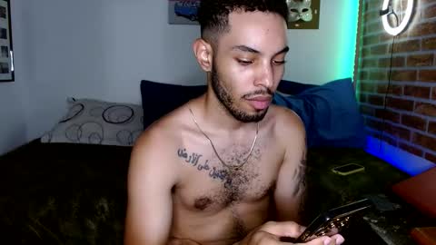 Snapshot of colinlatinbrown chatting on February 2025 08:39:01 PM IG  online show from February 2025 08:39:01 PM