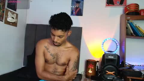 Snapshot of colinlatinbrown chatting on September 2025 03:57:01 PM IG  online show from September 2025 03:57:01 PM