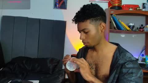 Snapshot of colinlatinbrown chatting on September 2025 09:32:02 AM IG  online show from September 2025 09:32:02 AM