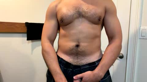 Snapshot of college_fundz chatting on October 2025 03:37:01 AM Mikey online show from October 2025 03:37:01 AM