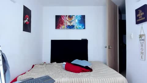 college_muscle_ass online show from April 2026 04:46:01 AM