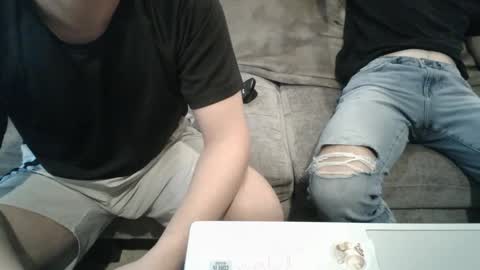 Snapshot of collegebroa chatting on October 2025 08:17:01 PM collegebroa online show from October 2025 08:17:01 PM