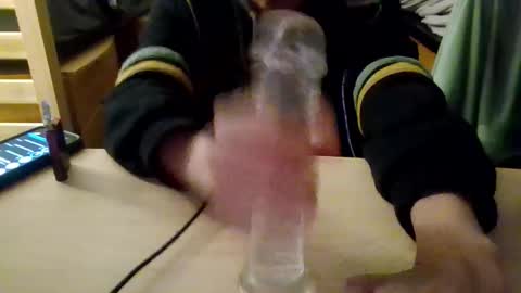 Snapshot of collegetwink2993 chatting on November 2025 10:37:01 AM collegetwink2993 online show from November 2025 10:37:01 AM