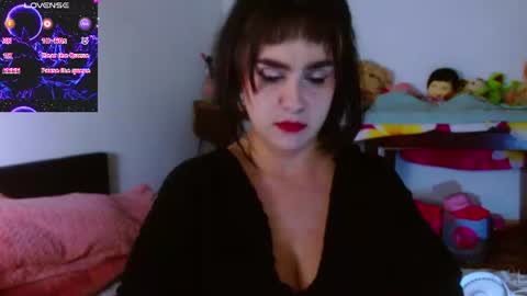 Snapshot of collette_beaufoy chatting on June 2026 06:19:01 AM Collette online show from June 2026 06:19:01 AM
