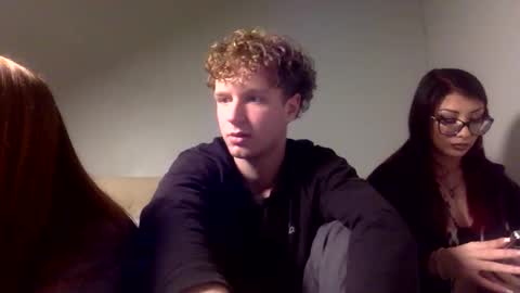 Snapshot of collin_swell chatting on December 2025 04:17:02 AM collin_swell online show from December 2025 04:17:02 AM