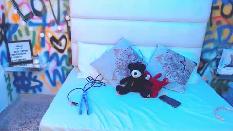 valentina online show from November 2025 12:59:01 PM