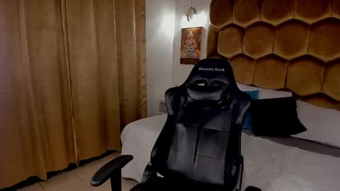 EMMETT COLLINS online show from April 2026 04:56:02 PM