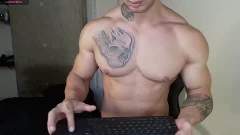 Snapshot of colombianmuscle8 chatting on June 2026 12:56:02 AM colombianmuscle8 online show from June 2026 12:56:02 AM