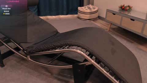 Snapshot of colossal_meidiland chatting on December 2024 05:44:01 PM colossal_meidiland online show from December 2024 05:44:01 PM