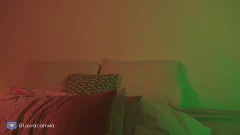 Laura online show from December 2024 02:30:01 AM