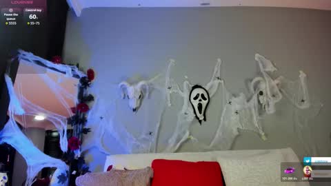 colstorw_ online show from October 2025 10:38:02 AM