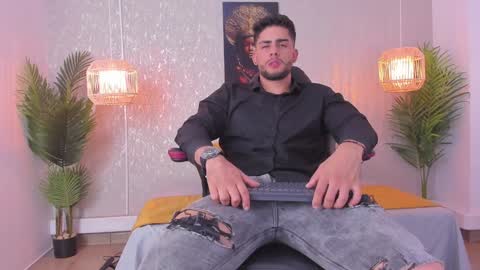 colt_perci online show from January 2025 04:10:01 AM