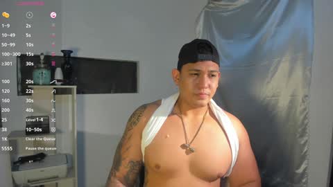 Snapshot of coltonmassif_ chatting on December 2024 06:41:02 AM coltonmassif_ online show from December 2024 06:41:02 AM