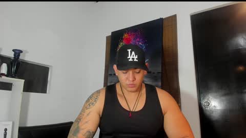 Snapshot of coltonmassif_ chatting on January 2025 11:20:01 AM coltonmassif_ online show from January 2025 11:20:01 AM