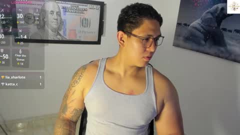 coltonmassif_ online show from November 2025 01:04:02 AM