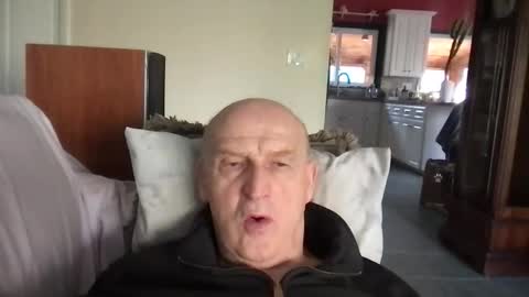 Snapshot of colvik2 chatting on November 2025 02:52:02 PM colvik2 online show from November 2025 02:52:02 PM
