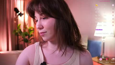 Snapshot of come_in_bed chatting on March 2026 01:47:01 PM Audrey online show from March 2026 01:47:01 PM