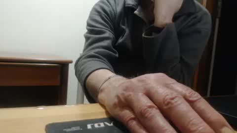 comemivuoi2 online show from March 2026 04:51:01 AM