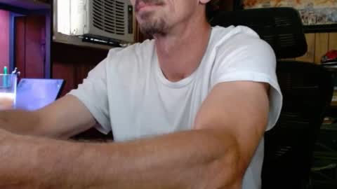 Snapshot of comic_king27 chatting on September 2025 09:48:02 PM Nelson or ComicKing and sometime Peachy143 online show from September 2025 09:48:02 PM