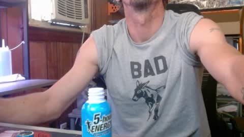 Nelson or ComicKing and sometime Peachy143 online show from January 2026 03:47:01 PM