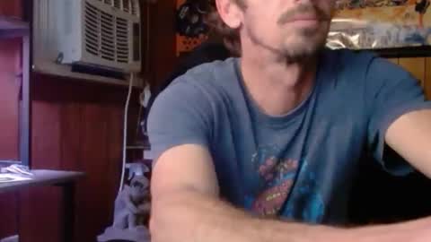 Nelson or ComicKing and sometime Peachy143 online show from February 2026 12:51:02 AM