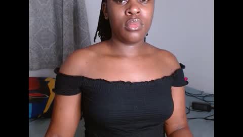 Cara online show from September 2025 12:34:01 AM