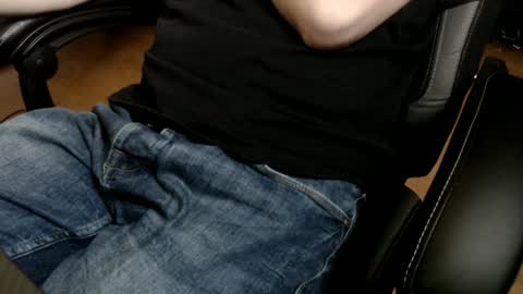 Snapshot of commanderchip chatting on January 2025 04:32:02 PM commanderchip online show from January 2025 04:32:02 PM