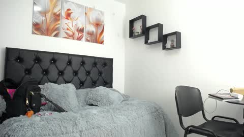 Snapshot of conni_f00x chatting on January 2025 01:57:02 AM conni_f00x online show from January 2025 01:57:02 AM