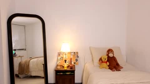 Snapshot of connie_varela chatting on March 2026 11:35:01 PM new account online show from March 2026 11:35:01 PM