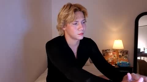Snapshot of connie_varela chatting on April 2026 01:50:02 AM new account online show from April 2026 01:50:02 AM