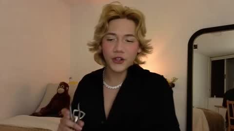 Snapshot of connie_varela chatting on May 2026 01:23:02 AM new account online show from May 2026 01:23:02 AM