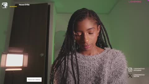   independent model online show from December 2024 05:37:01 AM