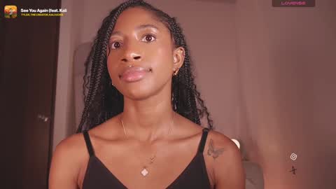   independent model online show from December 2024 02:19:01 AM