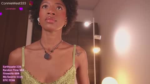 Snapshot of connie_west0 chatting on March 2026 07:28:01 PM independent model online show from March 2026 07:28:01 PM