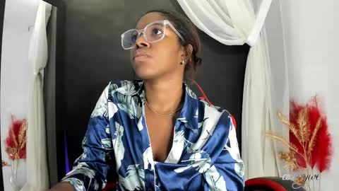 Snapshot of connywellss chatting on May 2026 04:42:02 AM Nilo Solem online show from May 2026 04:42:02 AM