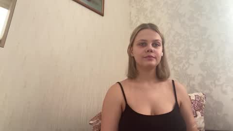 Snapshot of constancecovil chatting on March 2026 11:16:02 AM Viktorina online show from March 2026 11:16:02 AM