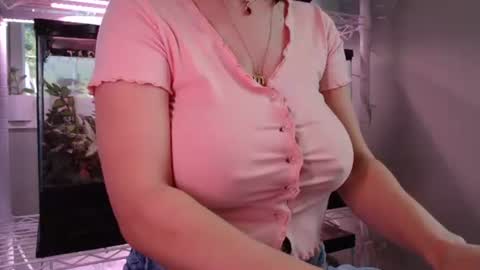 ANR Mommy online show from October 2025 07:57:02 PM