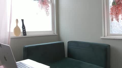 ANR Mommy online show from December 2025 03:50:01 PM