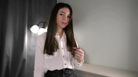 Snapshot of consuelabrasington chatting on March 2026 08:25:01 AM Ellie online show from March 2026 08:25:01 AM