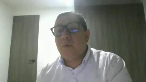 Fer online show from October 2025 03:51:02 AM