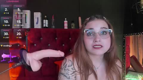 Snapshot of cony_l chatting on April 2026 01:49:01 AM Cony online show from April 2026 01:49:01 AM