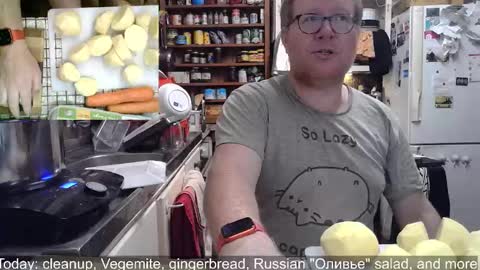 Snapshot of cookieliquor chatting on December 2024 01:18:01 PM Cookie - I do cooking streams occasionally. Next stream  online show from December 2024 01:18:01 PM