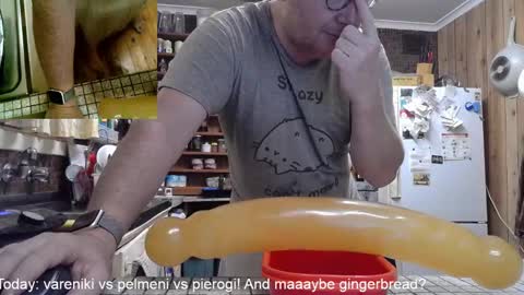 Snapshot of cookieliquor chatting on February 2025 03:38:01 PM Cookie - I do cooking streams occasionally. Next stream  online show from February 2025 03:38:01 PM