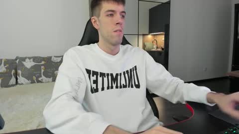 Snapshot of cookies_boys chatting on February 2026 12:45:01 PM cookies_boys online show from February 2026 12:45:01 PM