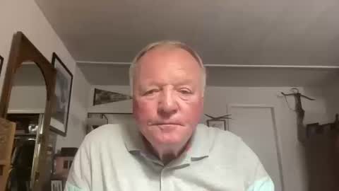 Snapshot of cookoosnest chatting on October 2025 04:37:01 AM cookoosnest online show from October 2025 04:37:01 AM