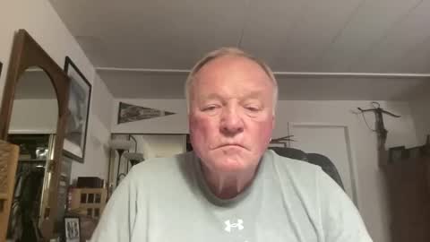 Snapshot of cookoosnest chatting on October 2025 04:57:02 AM cookoosnest online show from October 2025 04:57:02 AM