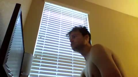 cooldude122222 online show from January 2025 03:43:01 PM